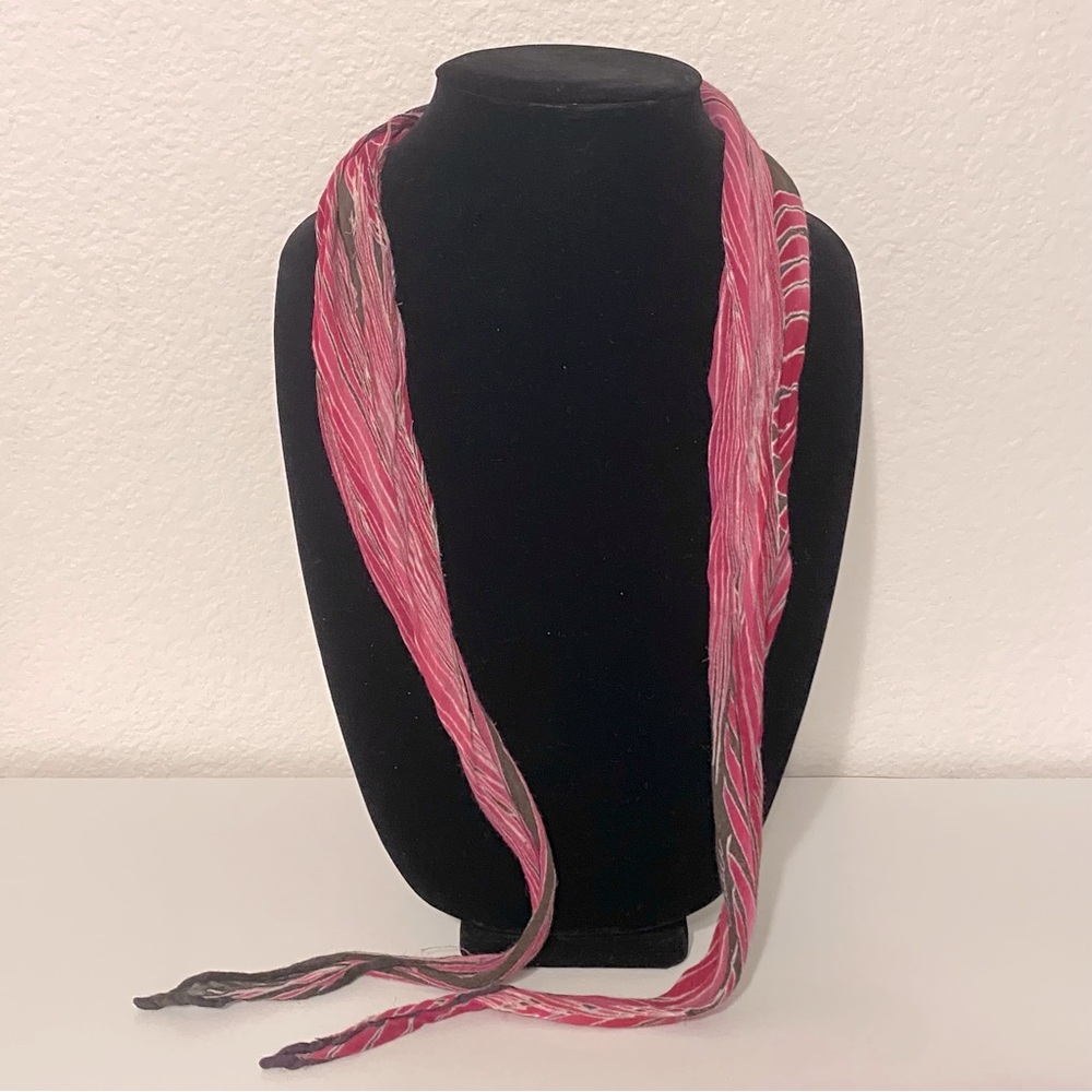 ‼️Slight Damage‼️Gucci Vintage Safari Palm Leaf Patterned Silk Neckerchief Scarf - Picture 4 of 13